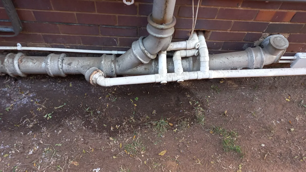 Blocked drain cleaning in Balfour Park – cleared blockage (24/7)