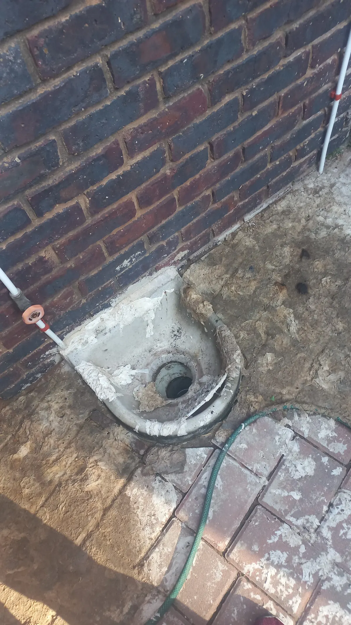 24/7 emergency drain unblocking in Sunninghill